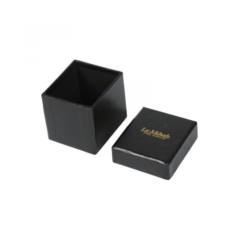 Apron packaging box